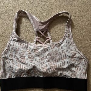 Patterned Racerback Sports Bra in Black and Cream